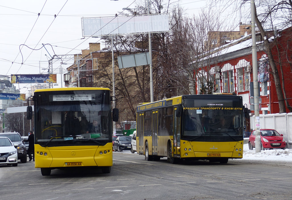 Kyiv, LAZ A183 CityLAZ 12LF # 7158; Kyiv, MAZ-203.065 # 7177; Kyiv — Miscellaneous photos