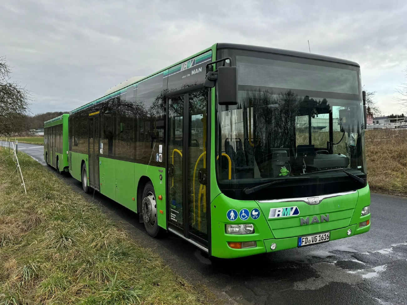 Fulda, MAN A21 Lion's City NL363 # FD-VG 1616; Fulda, Hess APM 5.6-13 # FD-VG 1622