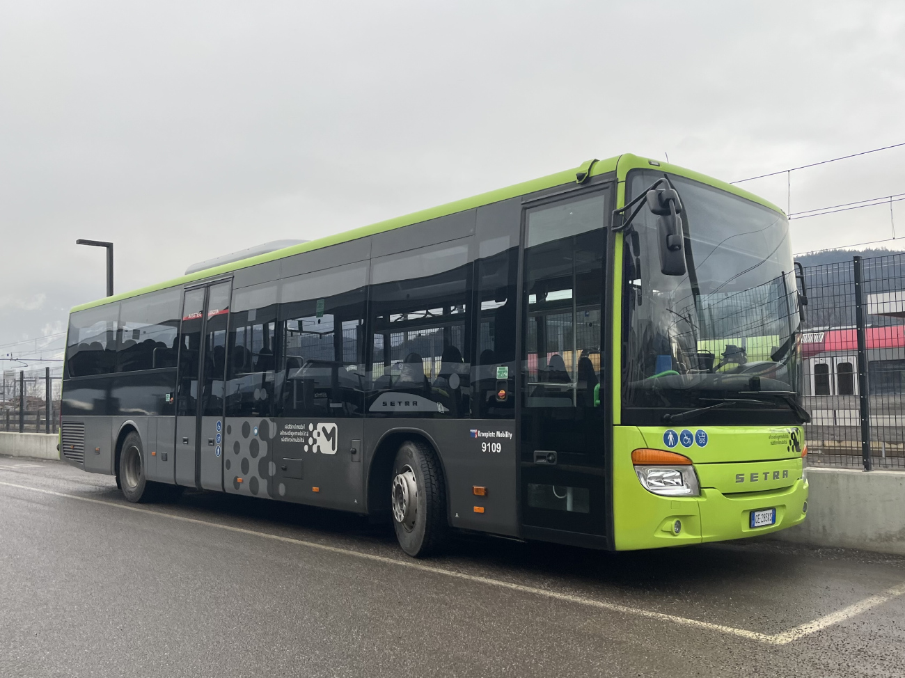 Bolzano, Setra S415LE business # 9109