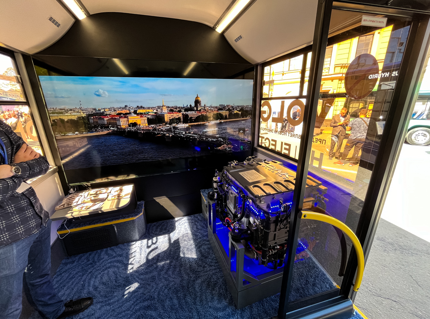 Volzhski, Volgabus-5270.** # 5270H2; Saint Petersburg — V International Transport Festival "SPbTransportFest-2024"