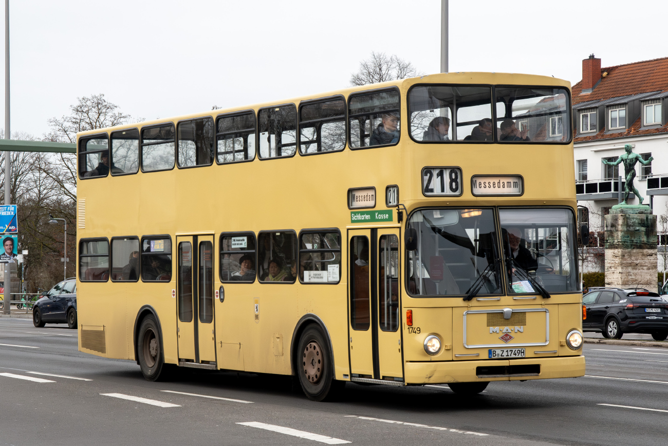 Berlin, MAN 196 SD200 # 1749