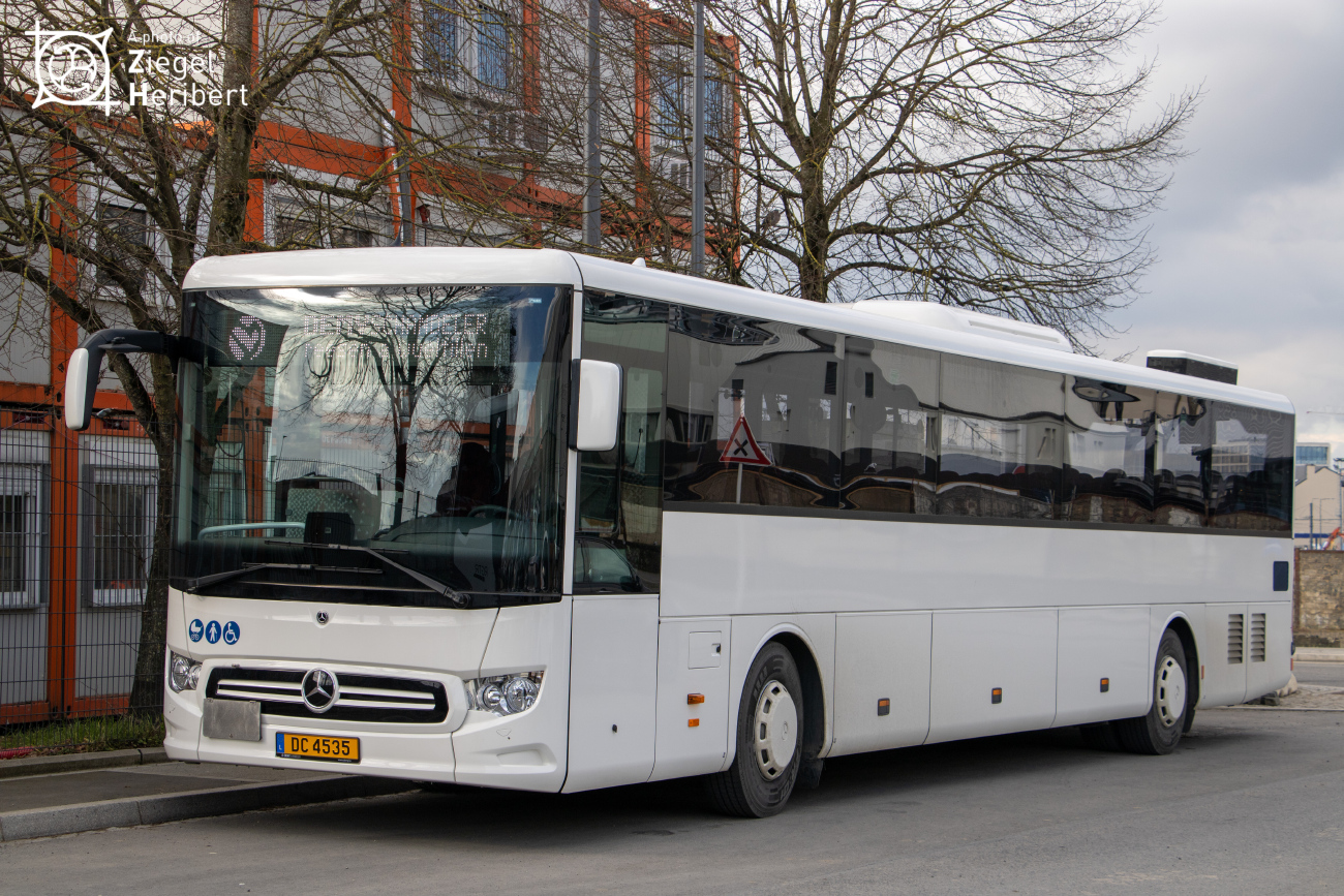 Capellen, Mercedes-Benz Intouro III M hybrid # DC 4535