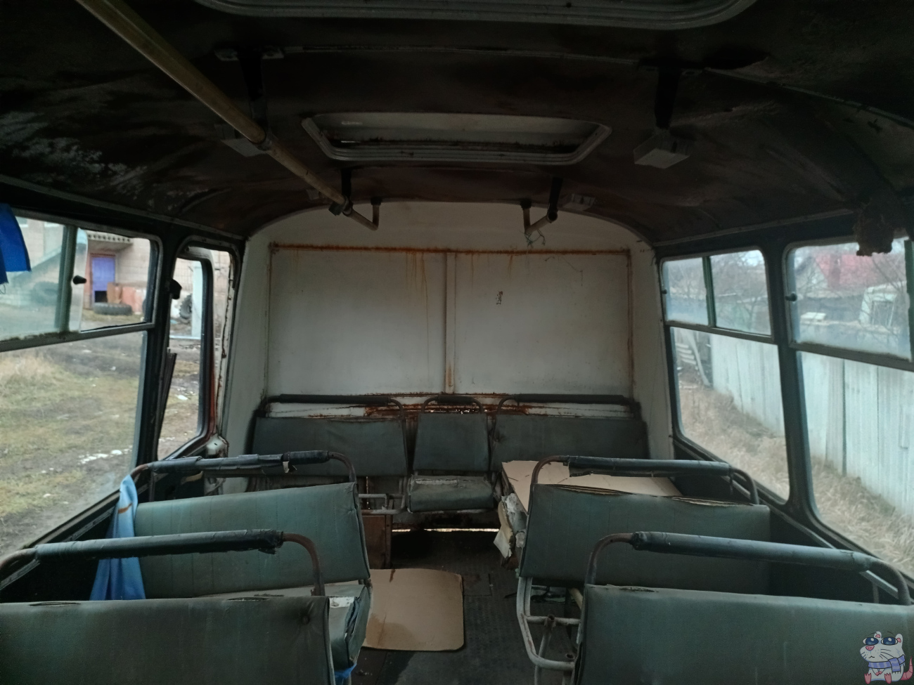 Yenakiyevo, PAZ-3205 # А 435 АА