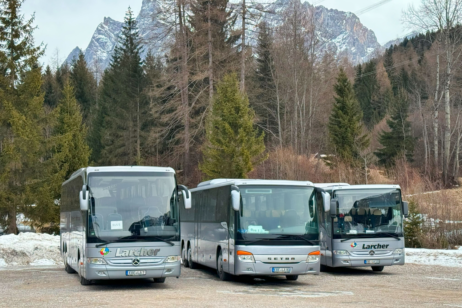 Ebersberg, Mercedes-Benz Tourismo 16RHD-II M/3 # EBE-LA 7; Ebersberg, Setra S417UL-GT # EBE-LA 80; Ebersberg, Mercedes-Benz Tourismo 15RH-II # EBE-LA 125