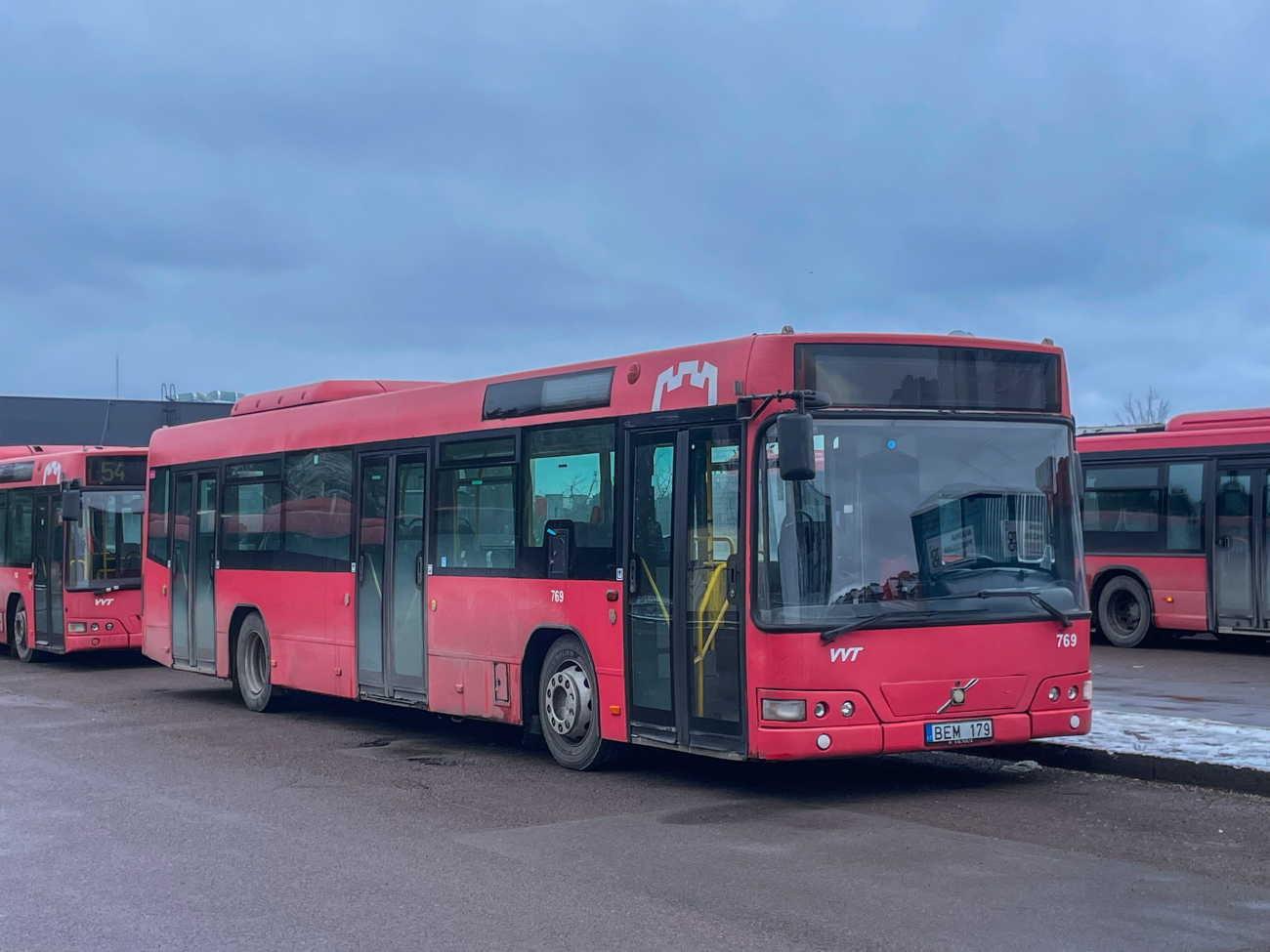 Vilnius, Volvo 7700A # 742; Vilnius, Volvo 7700 # 769