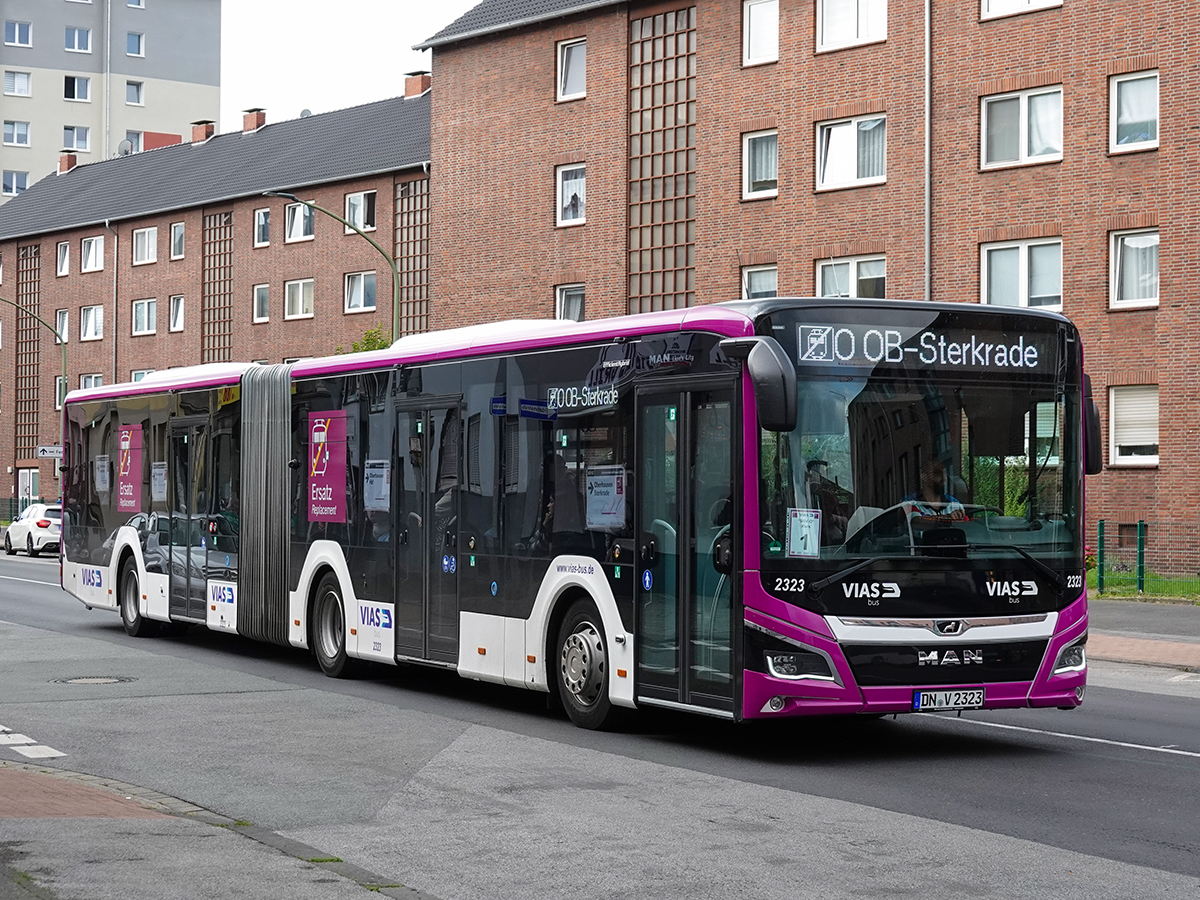 Düren, MAN 18C Lion's City NG360 EfficientHybrid # 2323