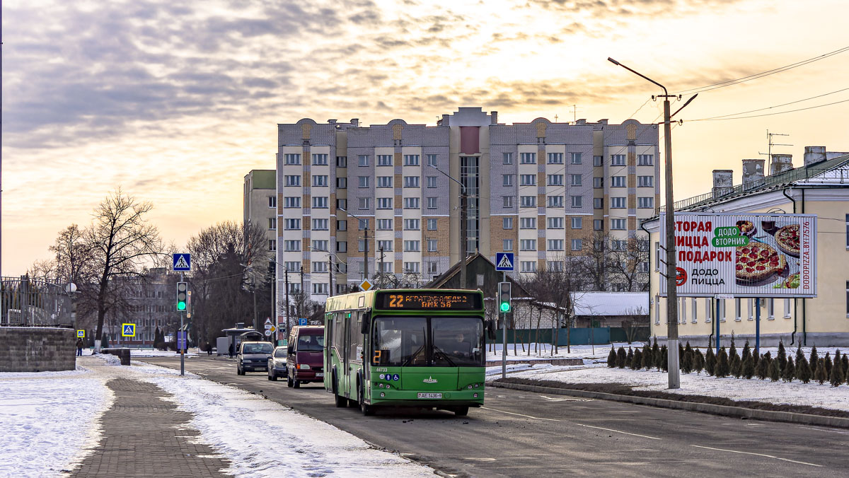 Pinsk, MAZ-103.465 # 44733