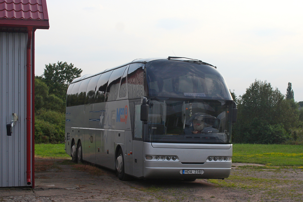 Tauragė, Neoplan N516/3SHDHC Starliner # HDA 238