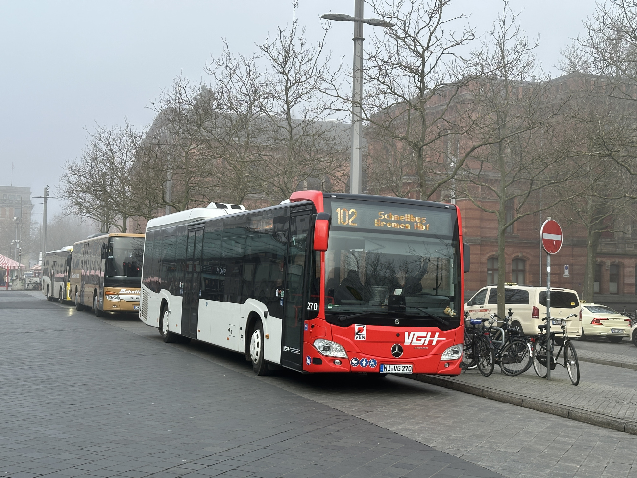 Nienburg (Weser), Mercedes-Benz Citaro C2 LE MÜ Hybrid # 270