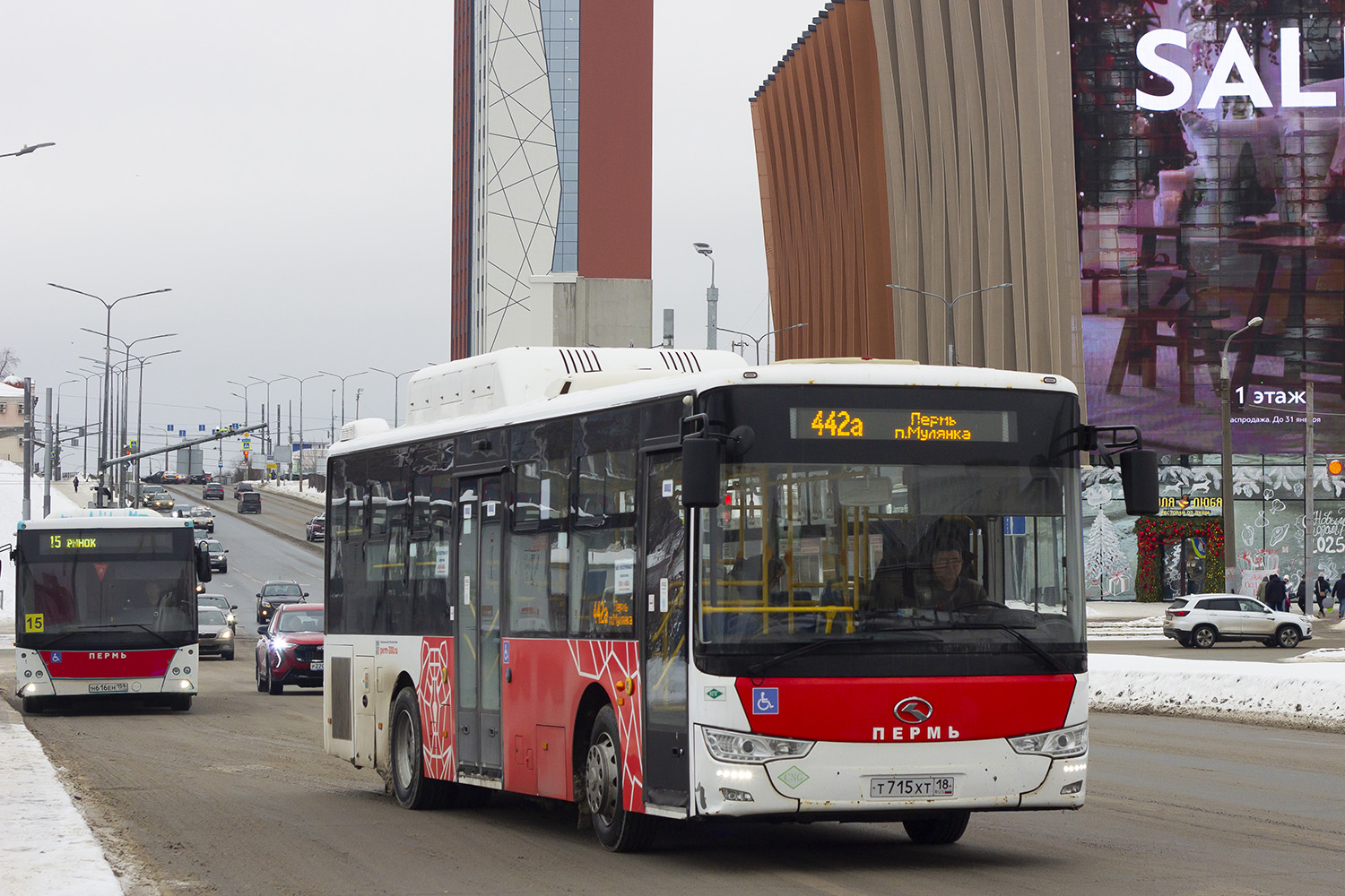 Perm, King Long XMQ6106G # Т 715 ХТ 18
