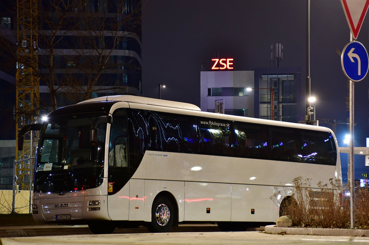 Čadca, MAN R07 Lion's Coach RHC444 # CA-079DZ