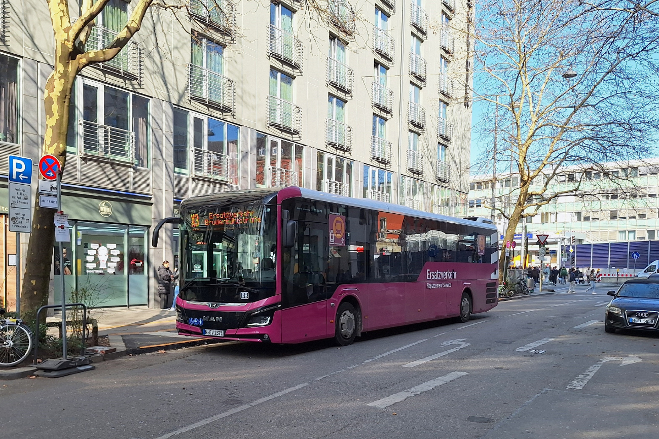 Nuremberg, MAN 43C Lion's Intercity Ü LE360 EfficientHybrid # N-EV 2371