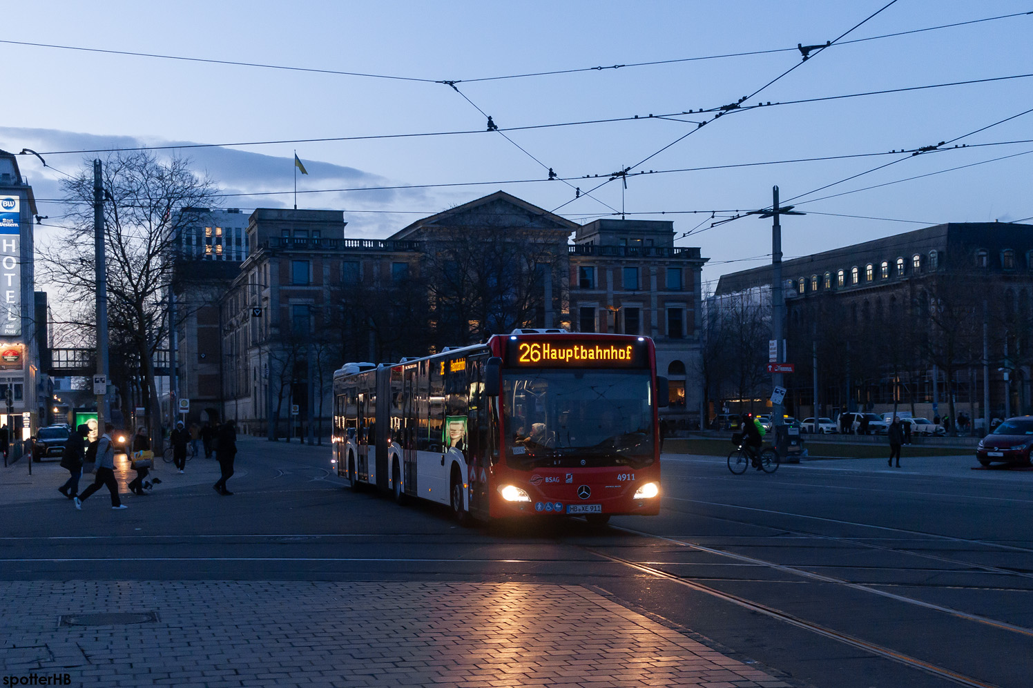 Bremen, Mercedes-Benz Citaro C2 G Hybrid # 4911