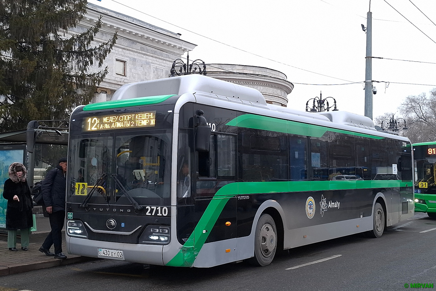 Almaty, Yutong ZK6126HG (CNG) # 2710