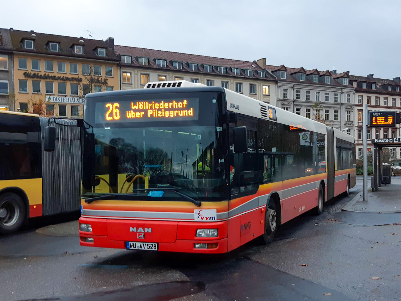 Würzburg, MAN A23 NG313 # 528