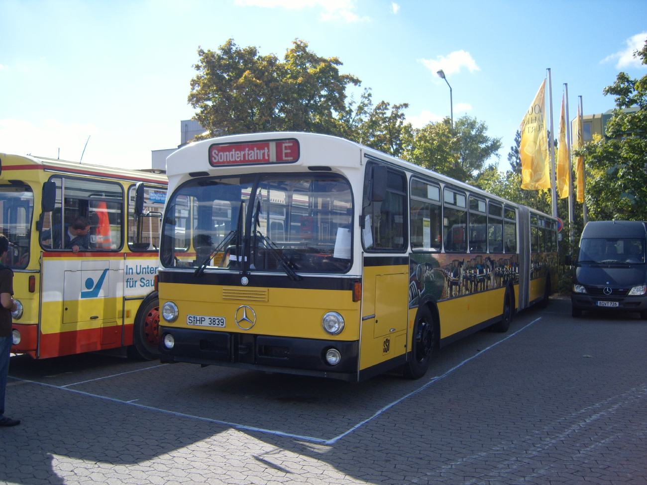 Stuttgart, Mercedes-Benz O305G # 7453