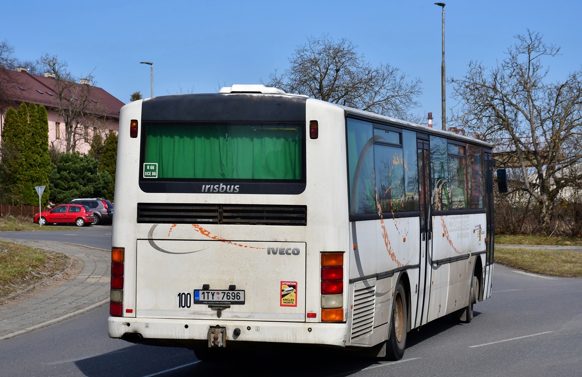 Ostrava, Karosa C955.1071 Récréo # 1TY 7696