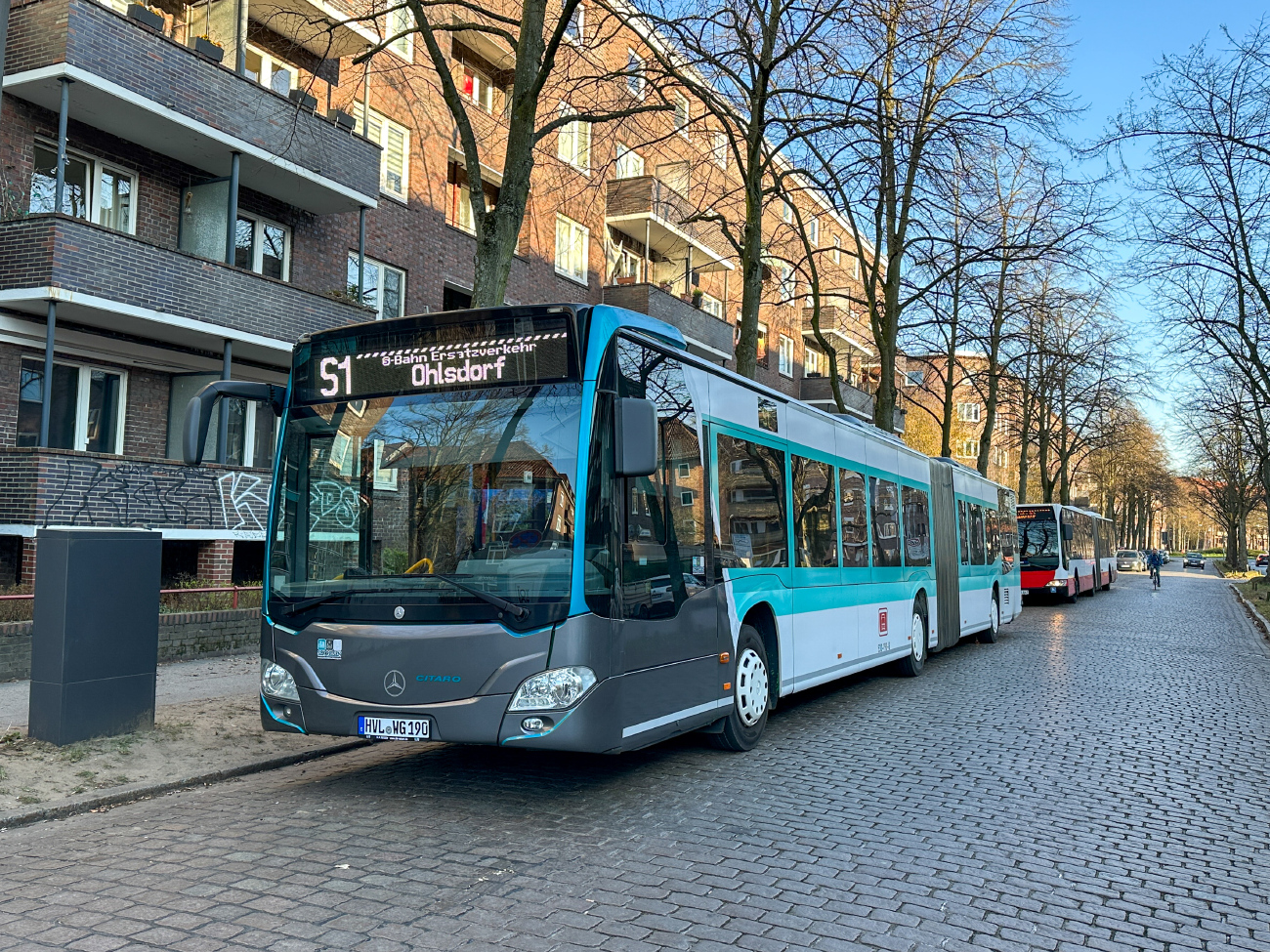Nauen, Mercedes-Benz Citaro C2 G # HVL-WG 190
