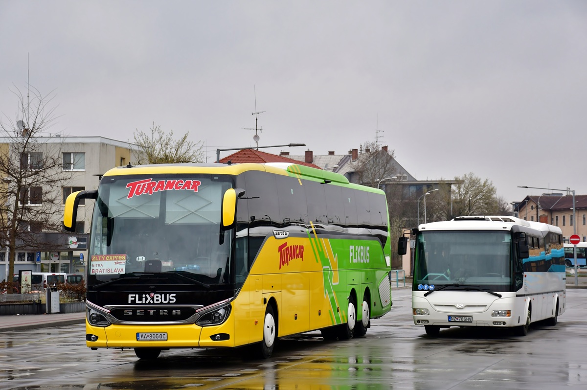Nitra, Setra S519HD # AA-805OC; Nové Zámky, SOR CN 12.3 # NZ-786HV