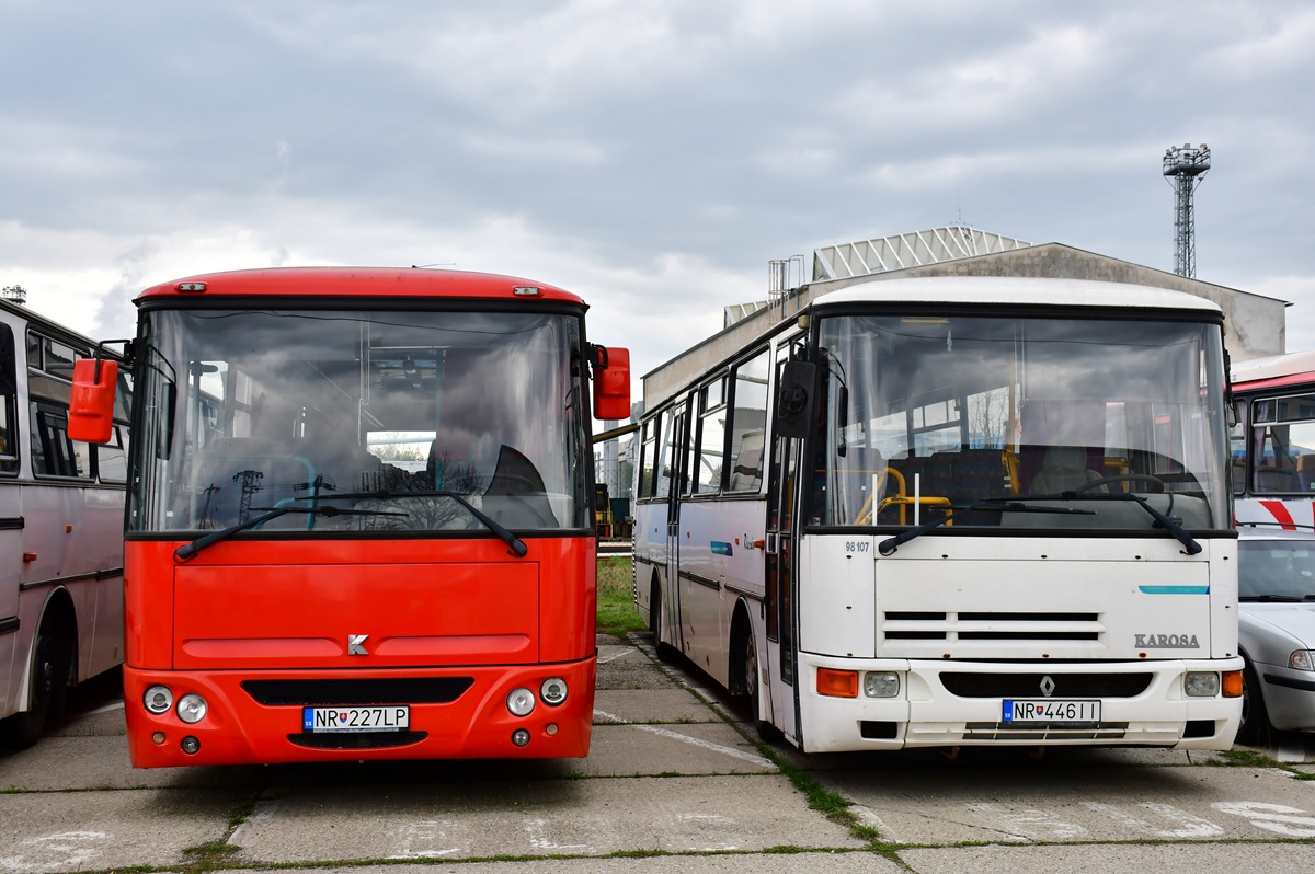 Nitra, Karosa C954.1360 # NR-227LP; Nitra, Karosa C935.1034 Récréo # NR-446II
