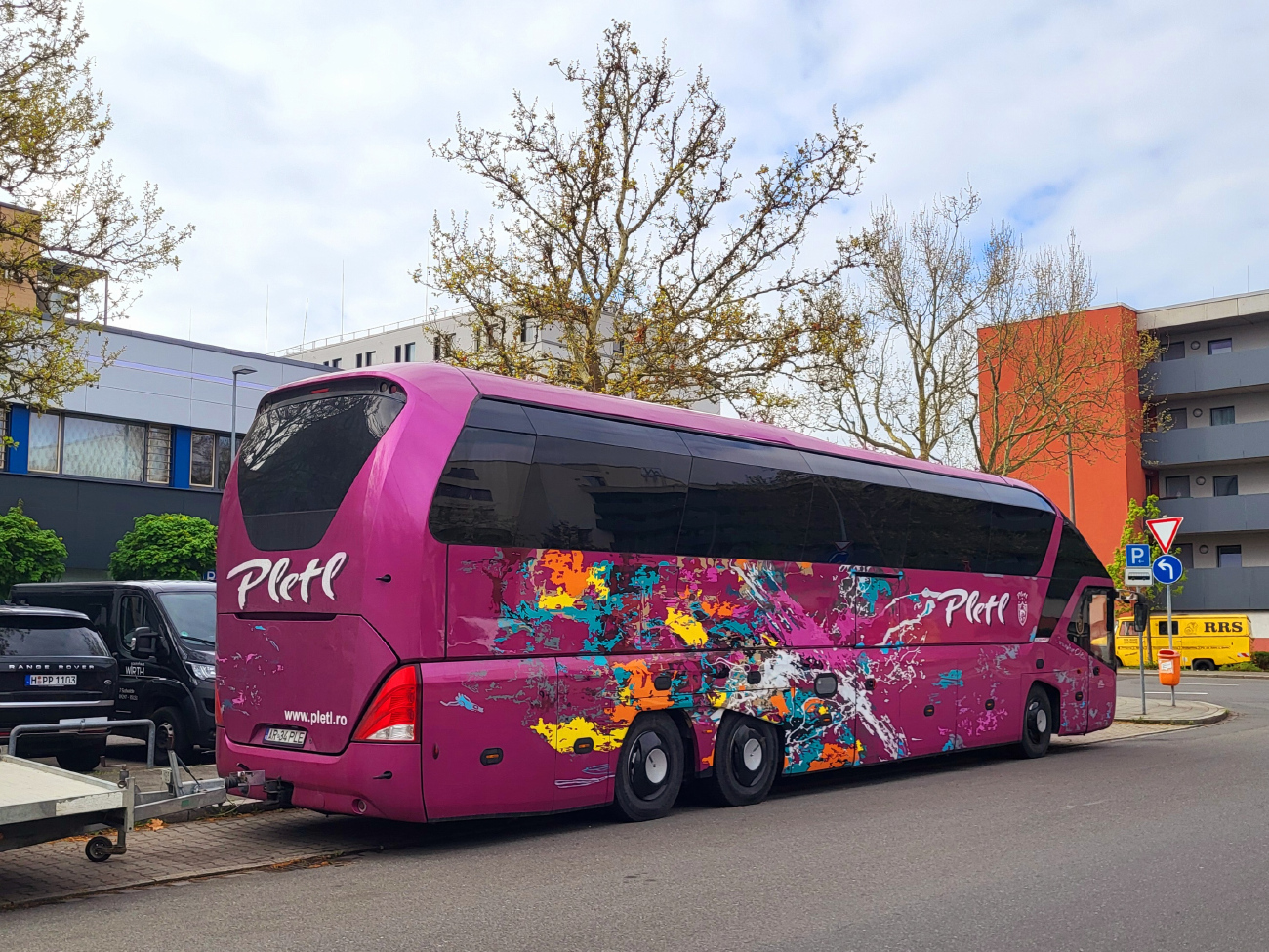 Lipova, Neoplan P12 N5218/3SHDL Starliner # AR 34 PLE