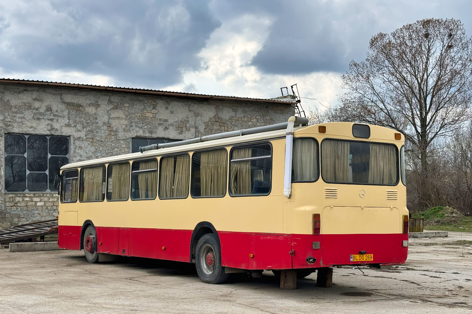 Fălești, Mercedes-Benz O307 # BL DG 269