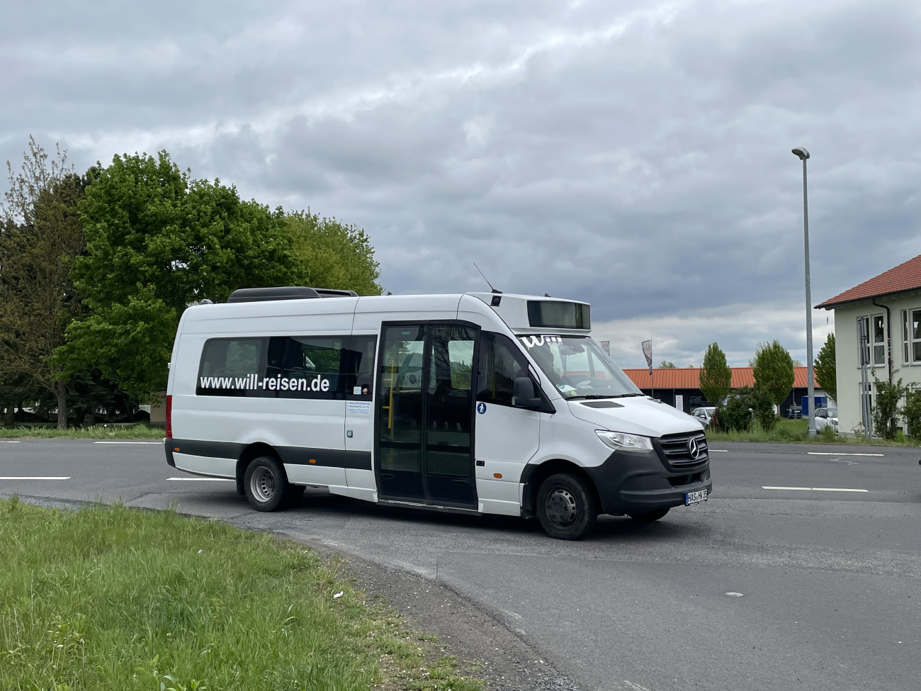 Haßfurt, Mercedes-Benz Sprinter City 45 # 1028; Haßfurt — Behindertentransport — Lebenshilfe Augsfeld