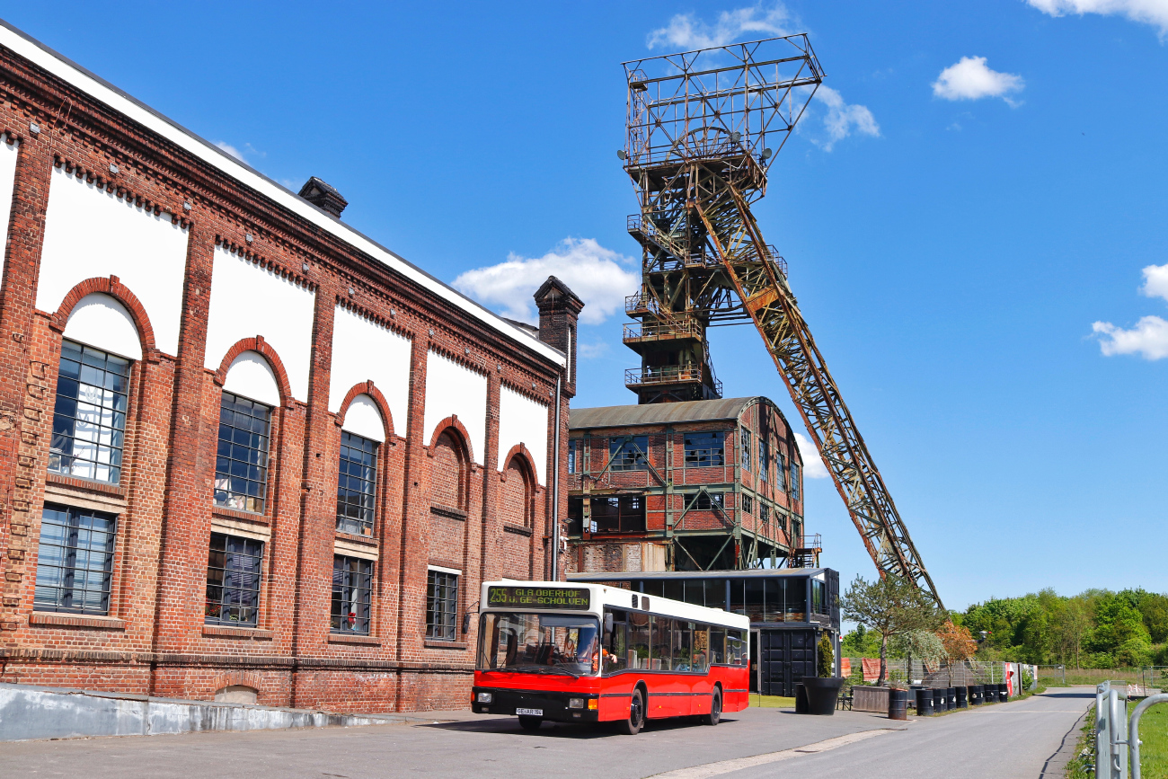 Recklinghausen, MAN A10 NL222 # RE-VS 2108