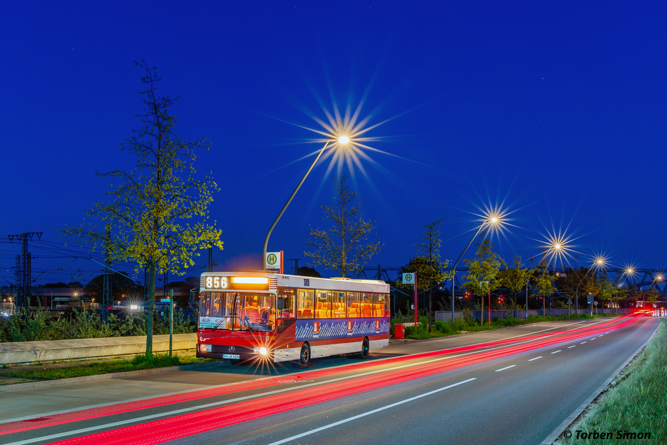 Hamburg, Mercedes-Benz S80 # 1983