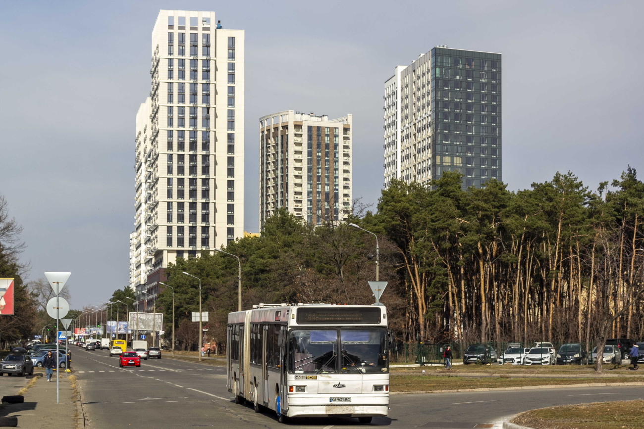 Kyiv, MAZ-105.060 # 4671