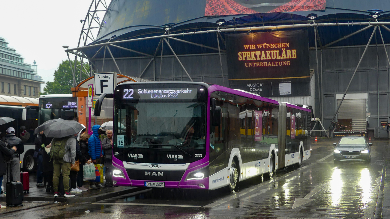 Düren, MAN 18C Lion's City NG360 EfficientHybrid # 2321