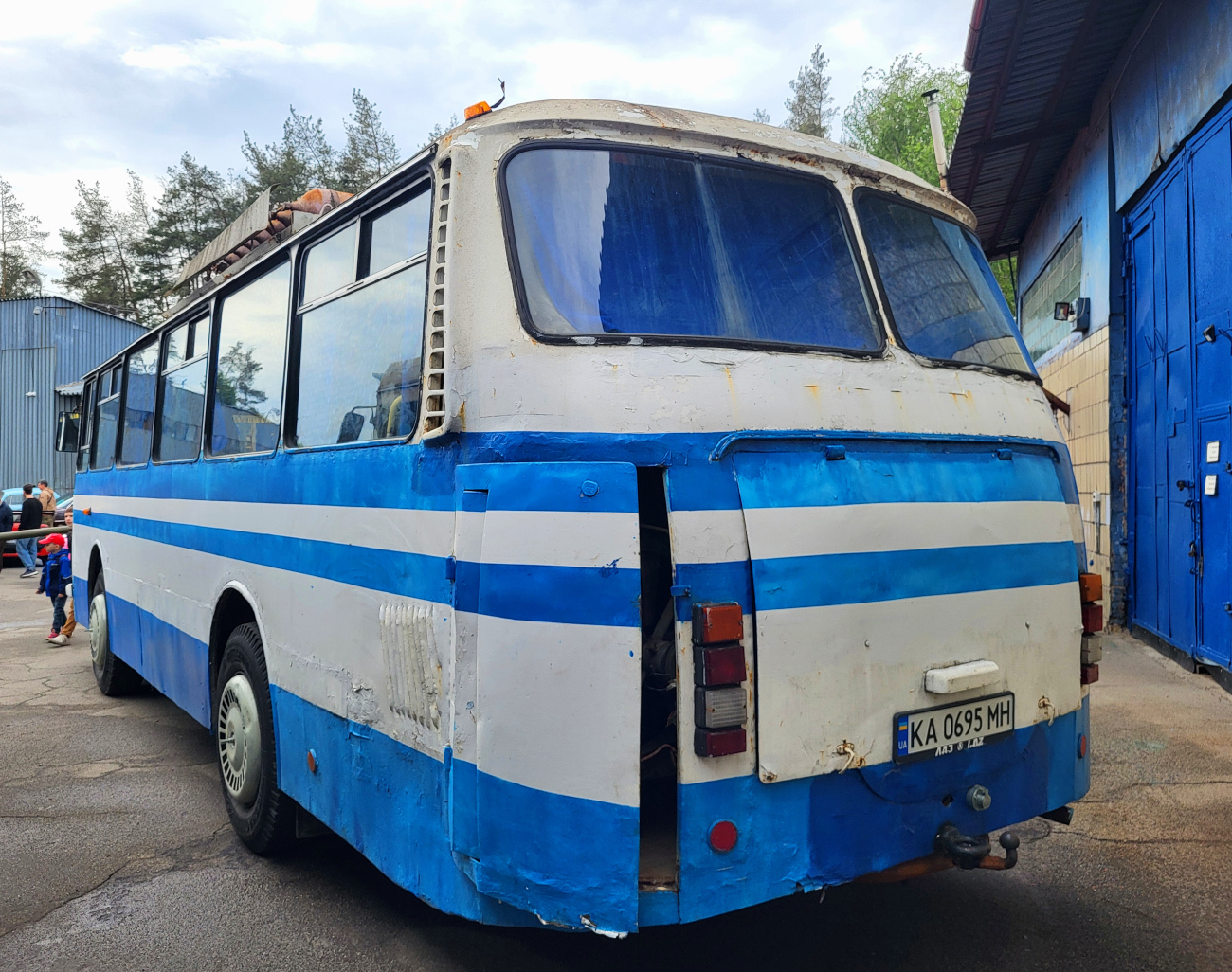 Kyiv, LAZ-695N # КА 0695 МН