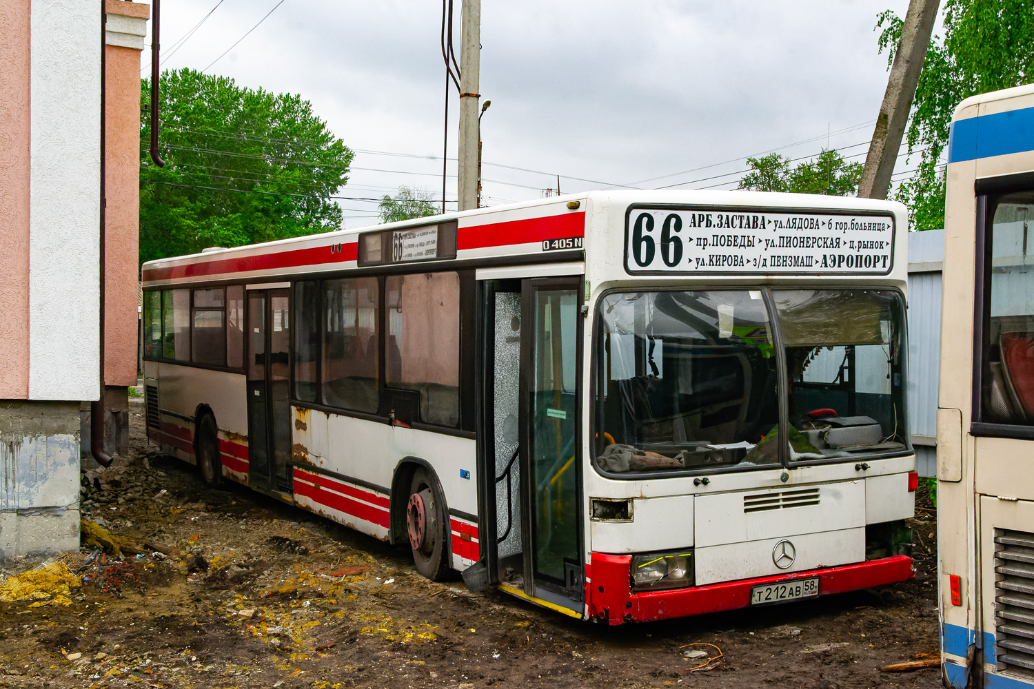 Penza, Mercedes-Benz O405N2 # Т 212 АВ 58