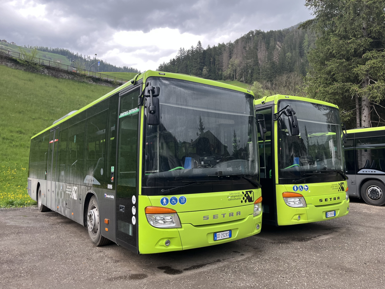 Bolzano, Setra S415LE business # 8096; Bolzano, Setra S415LE business # 9108