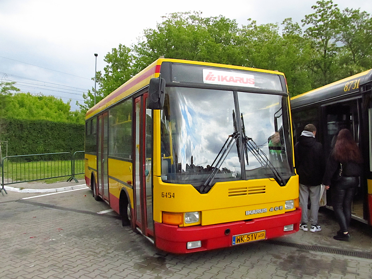Warsaw, Ikarus 405.01 # 6454