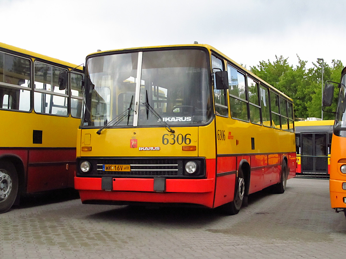 Warsaw, Ikarus 260.73A # 6306