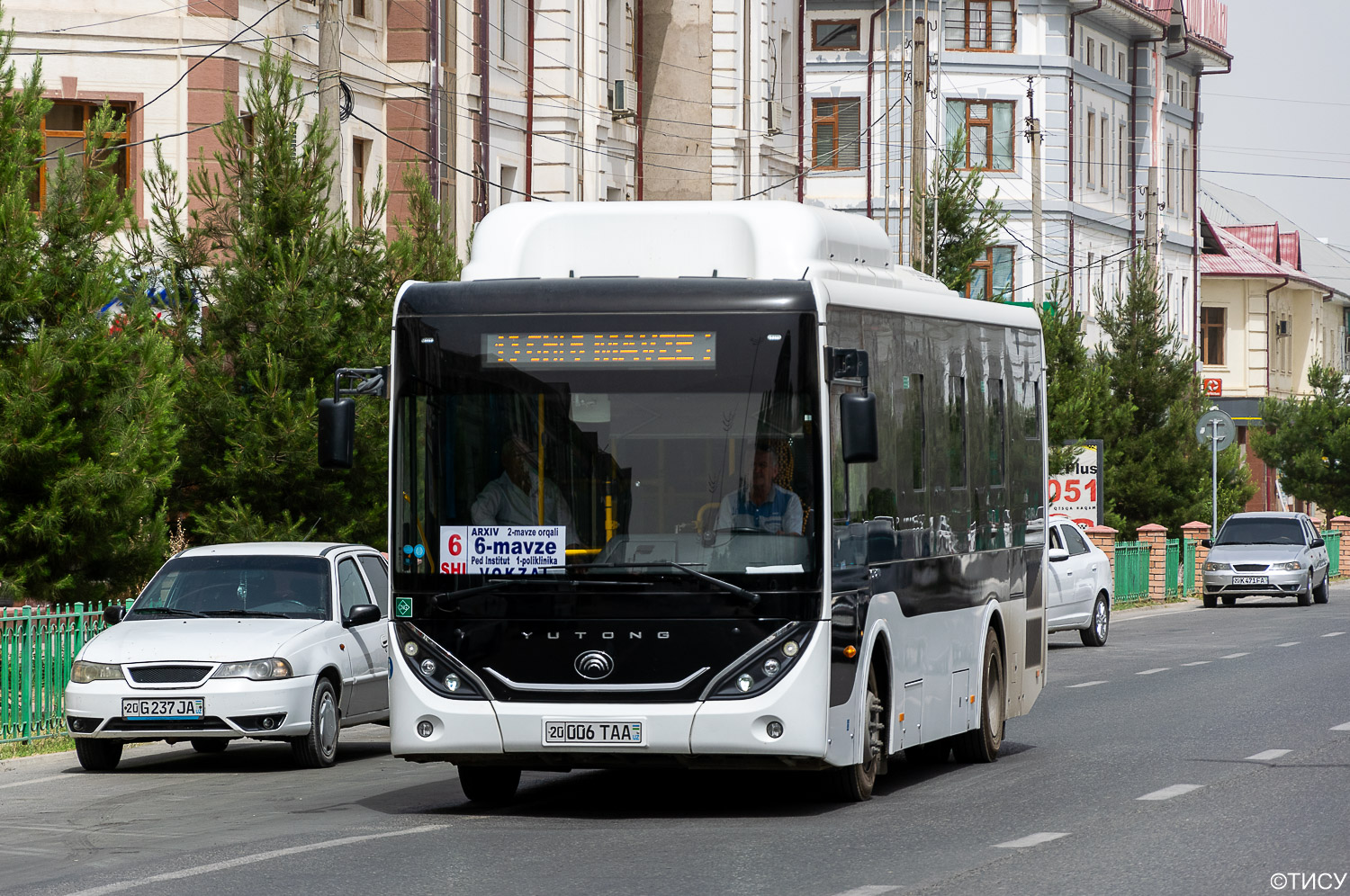 Guliston, Yutong ZK6890HGQ (CNG) # 20 006 TAA