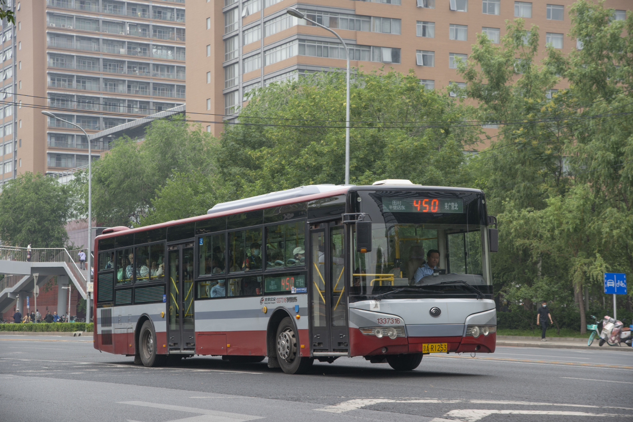 Beijing, Yutong ZK6125HG3 # 1337316