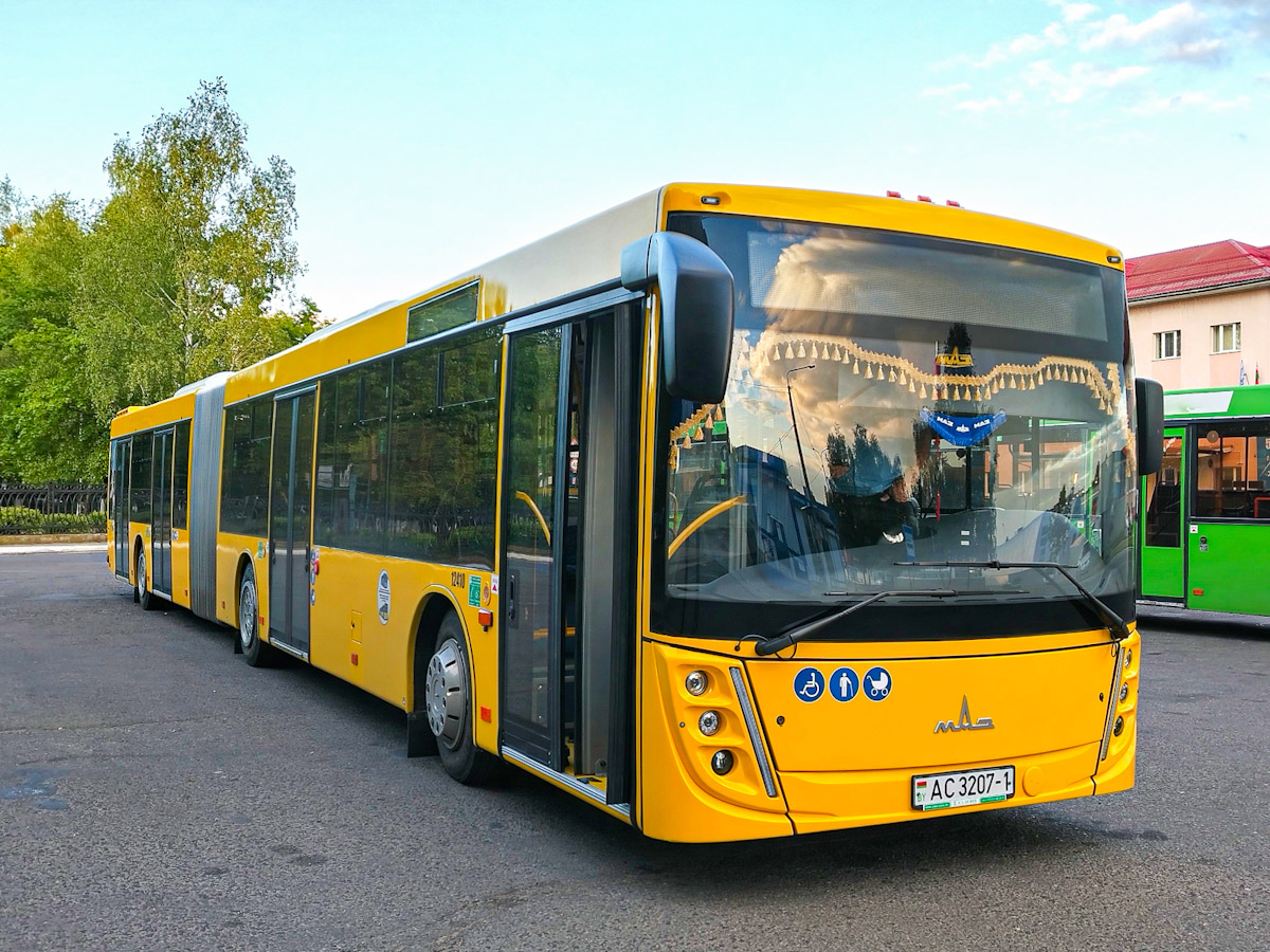 Baranovichi, MAZ-216.047 # 12410