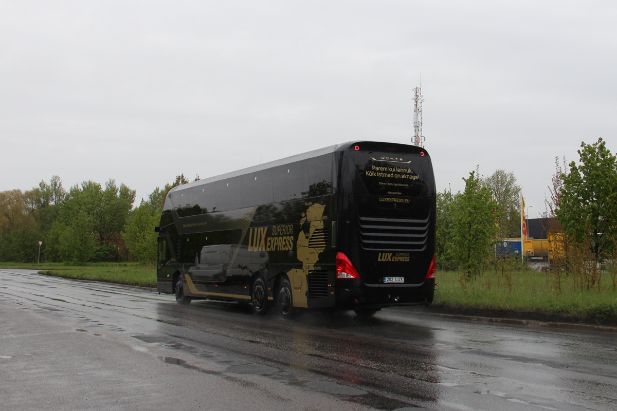 Tallinn, Neoplan N1222/3L Skyliner # 202 LUX