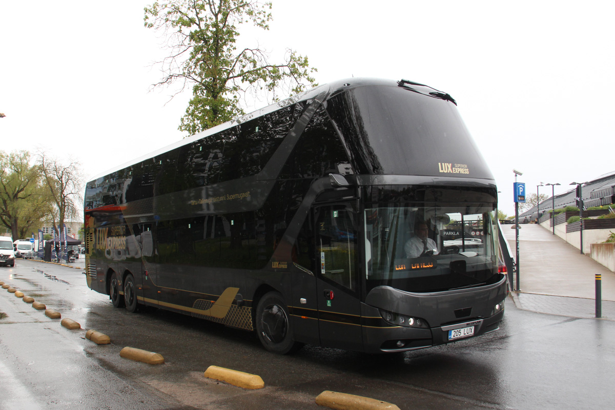 Tallinn, Neoplan N1222/3L Skyliner # 205 LUX; Tallinn — Miscellaneous photos