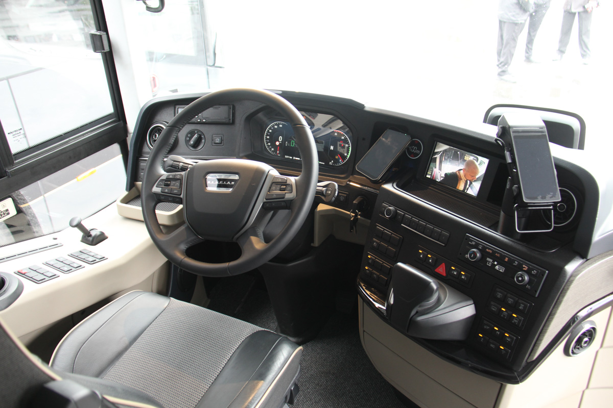 Tallinn, Neoplan N1222/3L Skyliner # 202 LUX; Tallinn — Miscellaneous photos