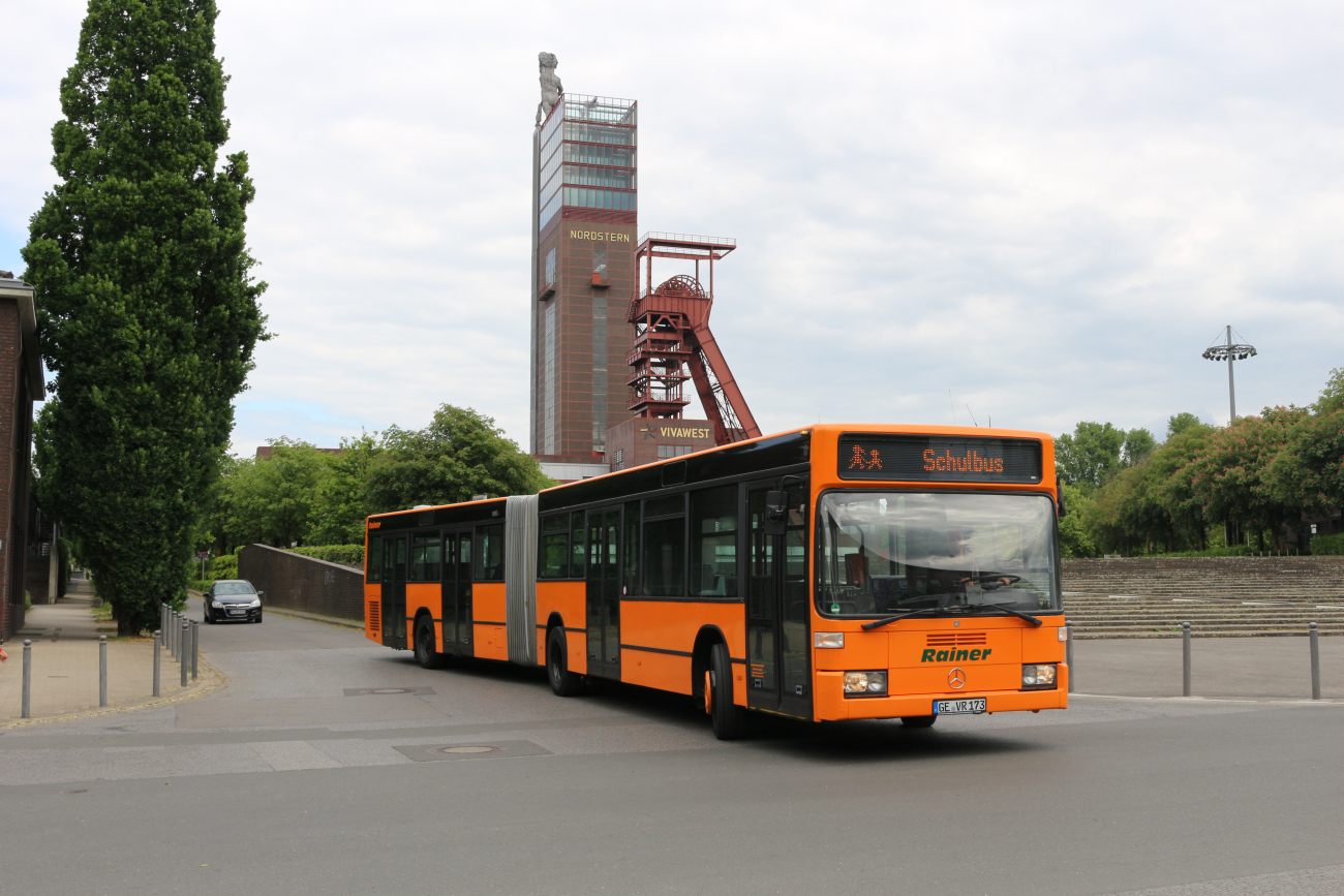 Gelsenkirchen, Mercedes-Benz O405GN2 # GE-VR 173
