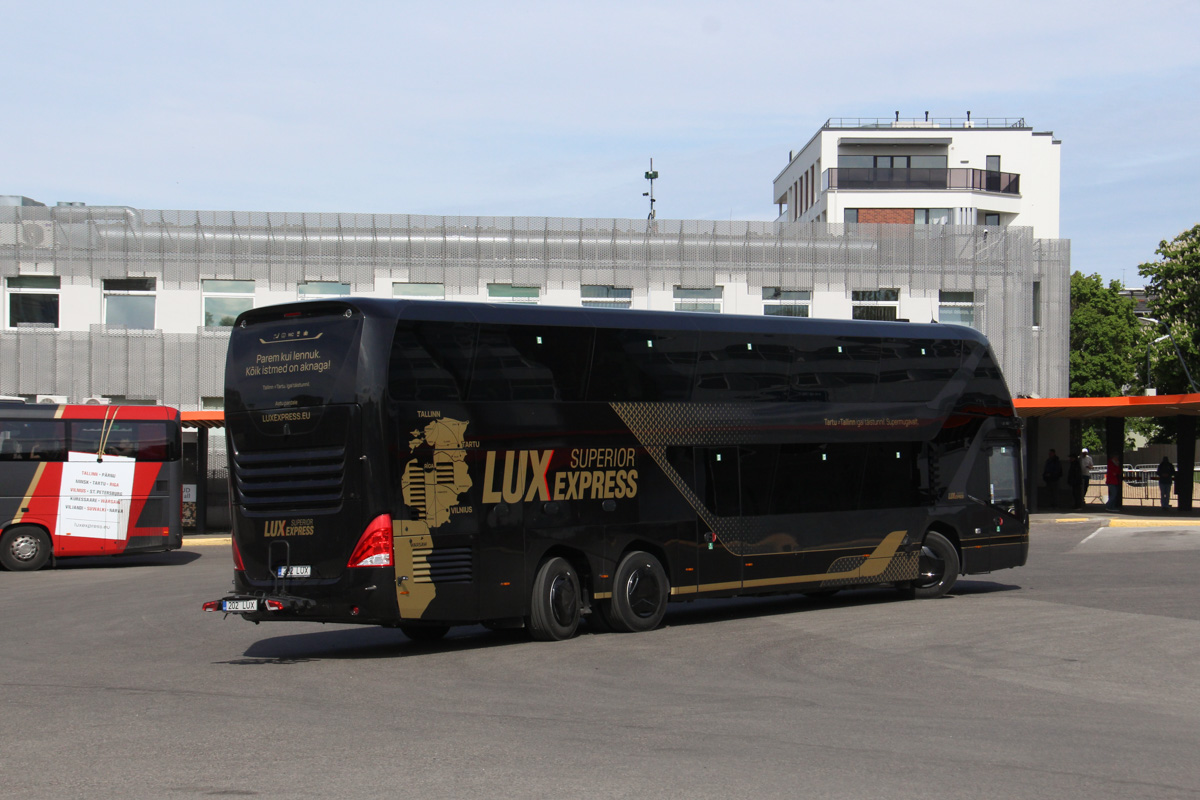 Tallinn, Neoplan N1222/3L Skyliner # 202 LUX