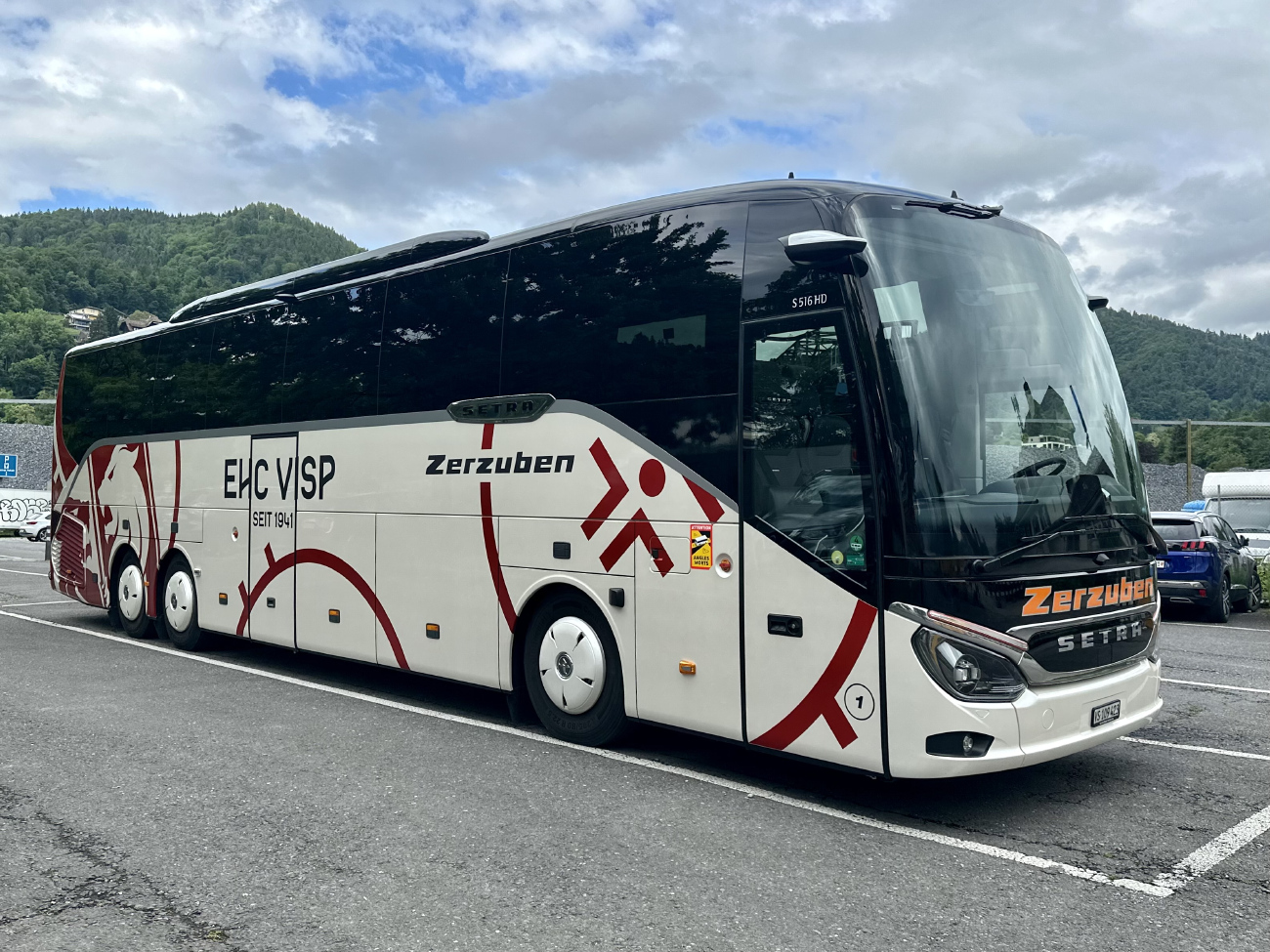 Sion, Setra S516HD/3 # 1; Buses of sport clubs and national teams