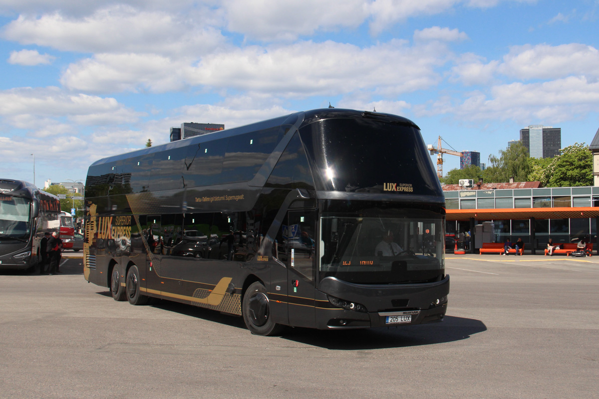 Tallinn, Neoplan N1222/3L Skyliner # 205 LUX