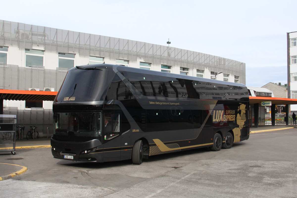 Tallinn, Neoplan N1222/3L Skyliner # 209 LUX