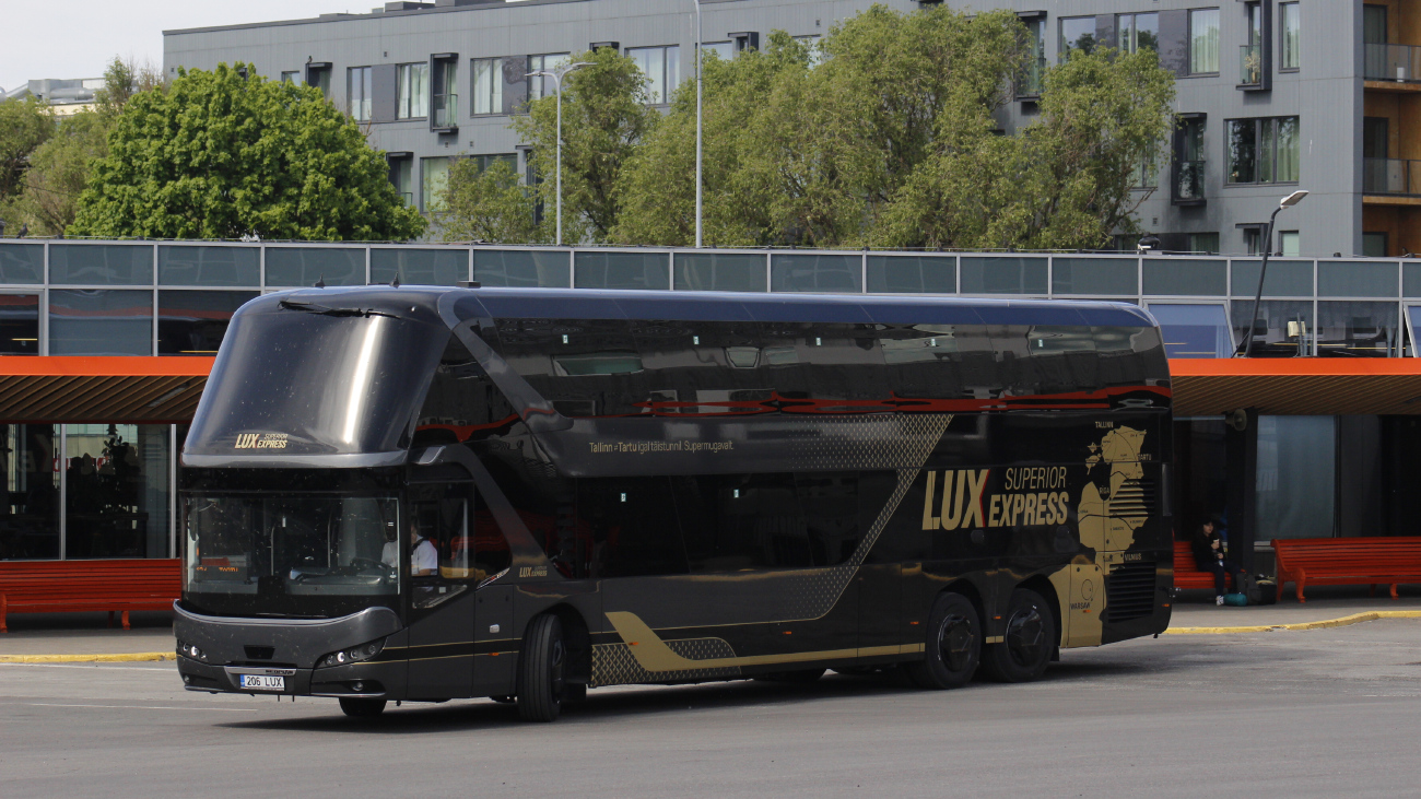 Tallinn, Neoplan N1222/3L Skyliner # 206 LUX