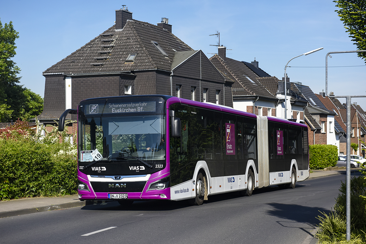 Düren, MAN 18C Lion's City NG360 EfficientHybrid # 2323; Cologne — Rail Replacement "Linke Rheinstrecke" 05/2025