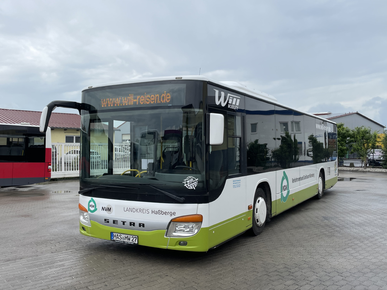Haßfurt, Setra S415NF # 1100